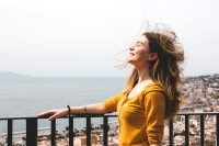 Vier manieren om positiever in het leven te staan!